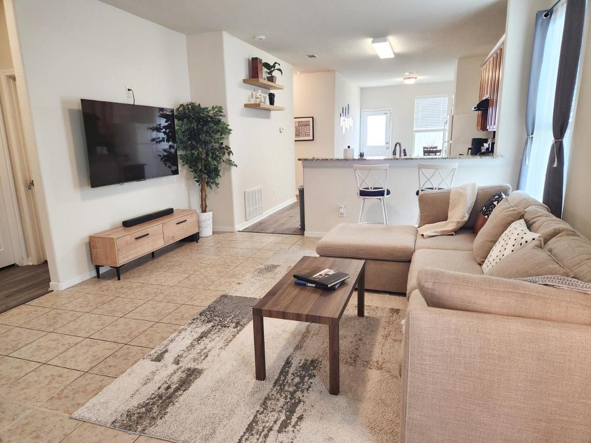 4 Bedroom Home Near Downtown Med Center Nrg Stadium Pearland Skyview Long By Ion Rentals Houston Exterior foto